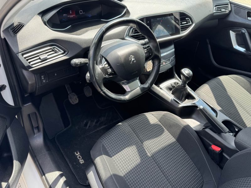PEUGEOT 308 1.5 HDI 130 PREMIUM \" TVA RECUPERABLE\"