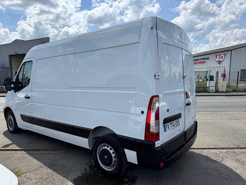 RENAULT MASTER 3 2.3 DCI 130 L2H2 TVA