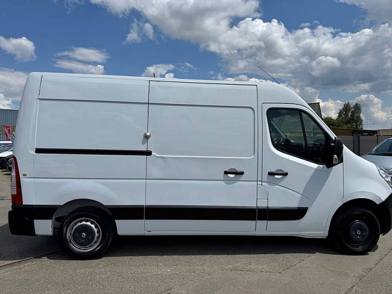 RENAULT MASTER 3 2.3 DCI 130 L2H2 TVA