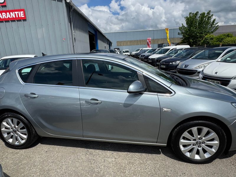 OPEL ASTRA 1.7 CTDI 130 COSMO