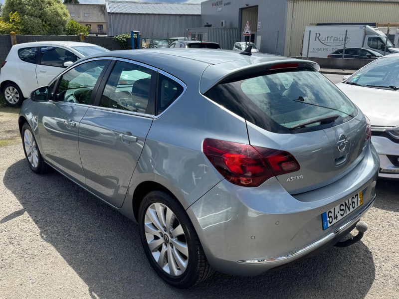 OPEL ASTRA 1.7 CTDI 130 COSMO