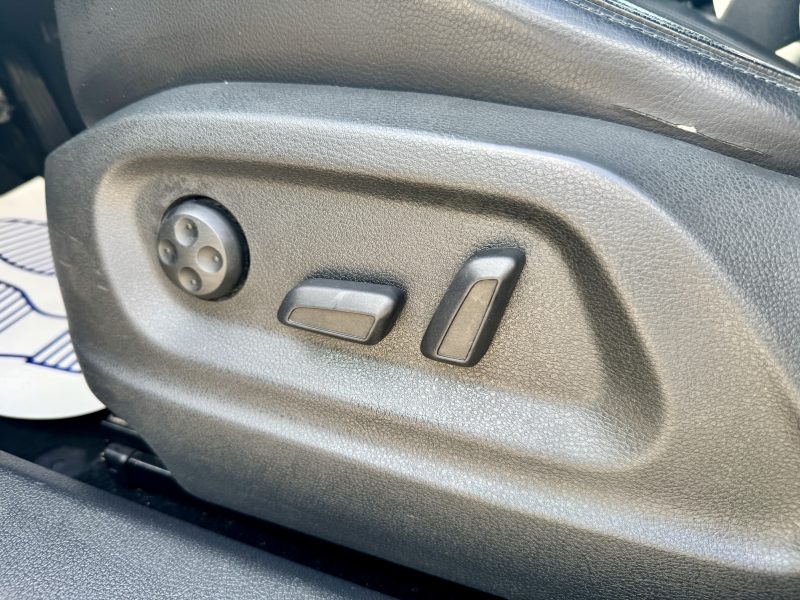 VOLKSWAGEN TIGUAN 2012