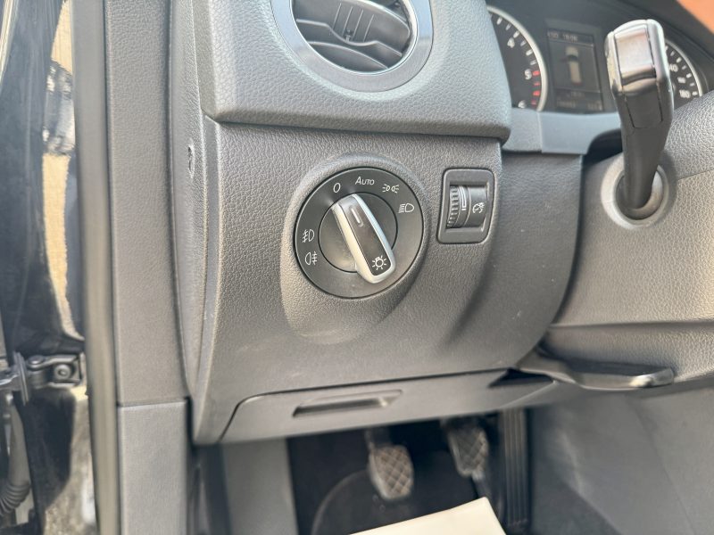 VOLKSWAGEN TIGUAN 2012