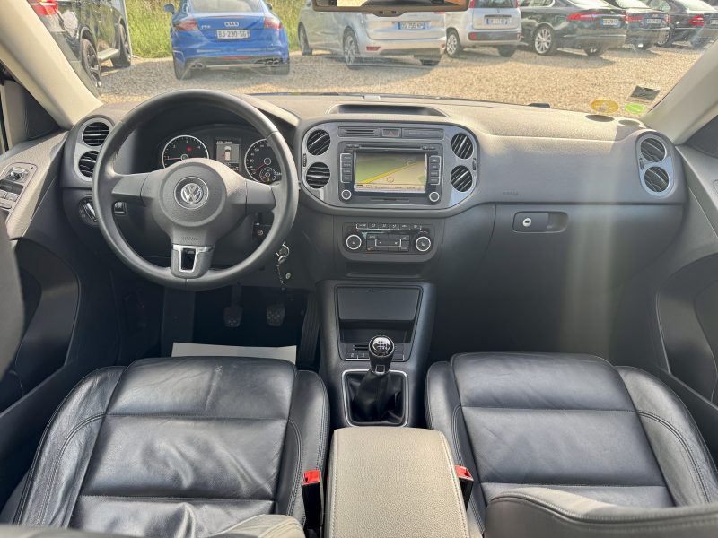 VOLKSWAGEN TIGUAN 2012