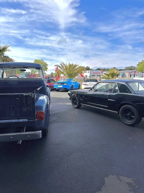 FORD F-100 CUSTOM CAB 272ci V8 overdrive 1956