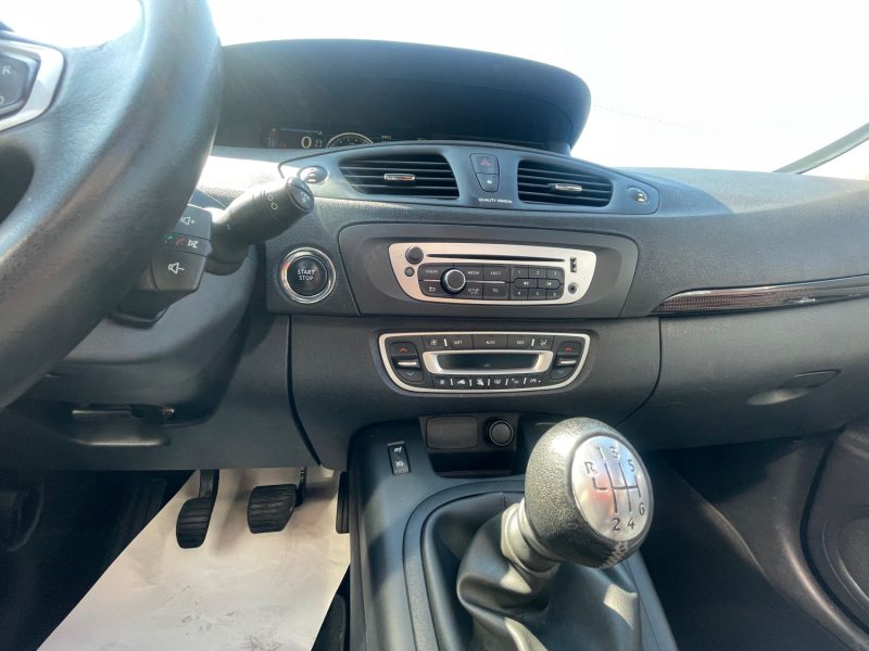 RENAULT MEGANE SCENIC 2012 BOSE 1.2i - 16V TURBO TCE 115CV CRIT'AIR 1