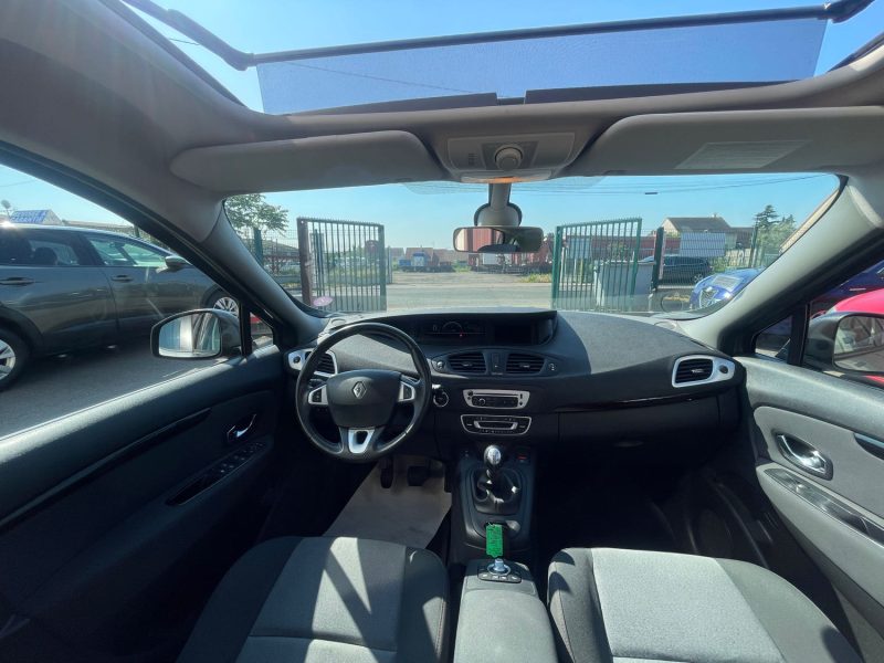 RENAULT MEGANE SCENIC 2012 BOSE 1.2i - 16V TURBO TCE 115CV CRIT'AIR 1