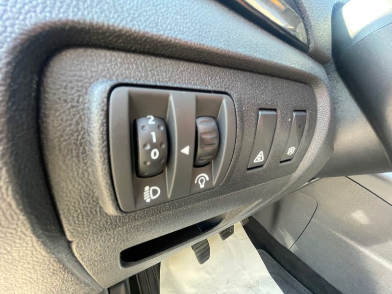 RENAULT MEGANE SCENIC 2012 BOSE 1.2i - 16V TURBO TCE 115CV CRIT'AIR 1