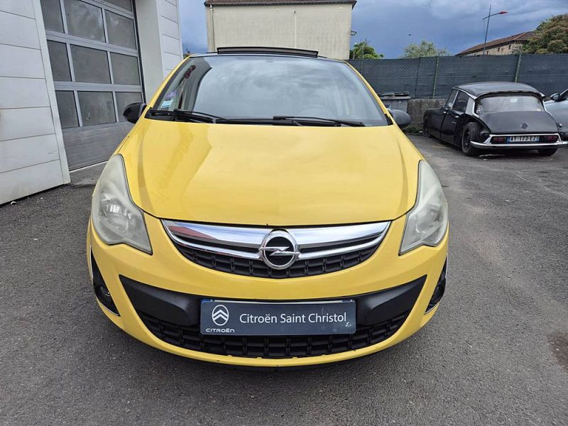 OPEL CORSA  2012