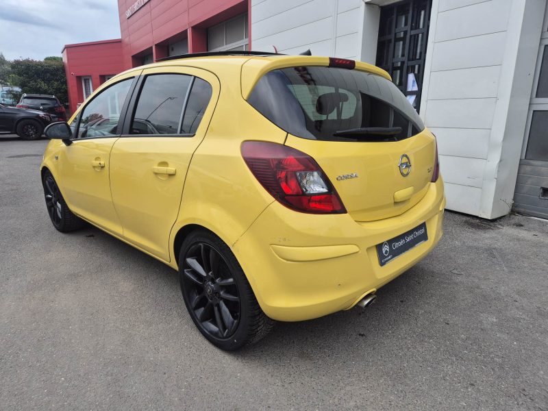 OPEL CORSA  2012