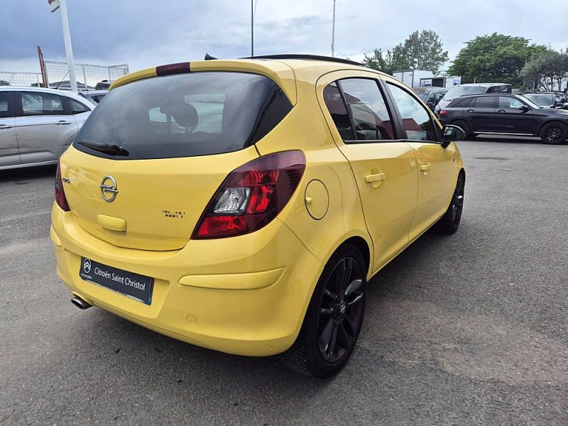 OPEL CORSA  2012