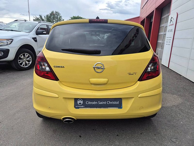 OPEL CORSA  2012