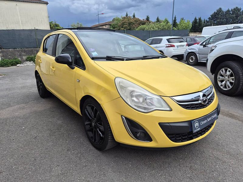 OPEL CORSA  2012