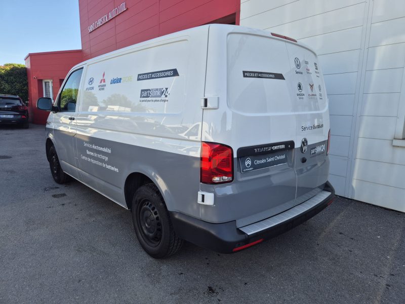 VOLKSWAGEN TRANSPORTER 2023