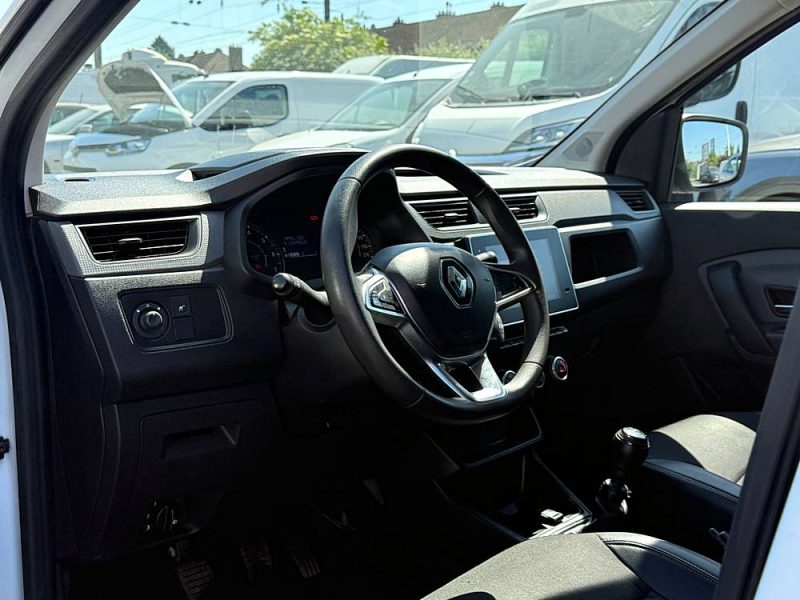 RENAULT EXPRESS V 2022