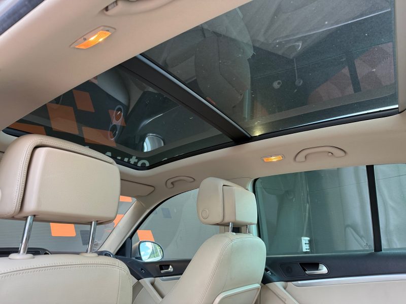 VOLKSWAGEN TIGUAN 2012