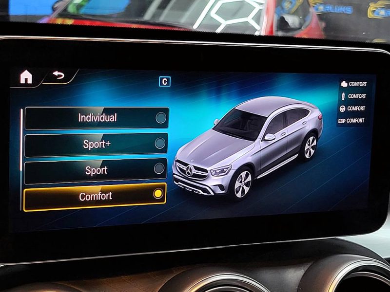 MERCEDES-BENZ GLC COUPE HYBRID 300de 306 cv AMG LINE 4MATIC 9G-TRONIC