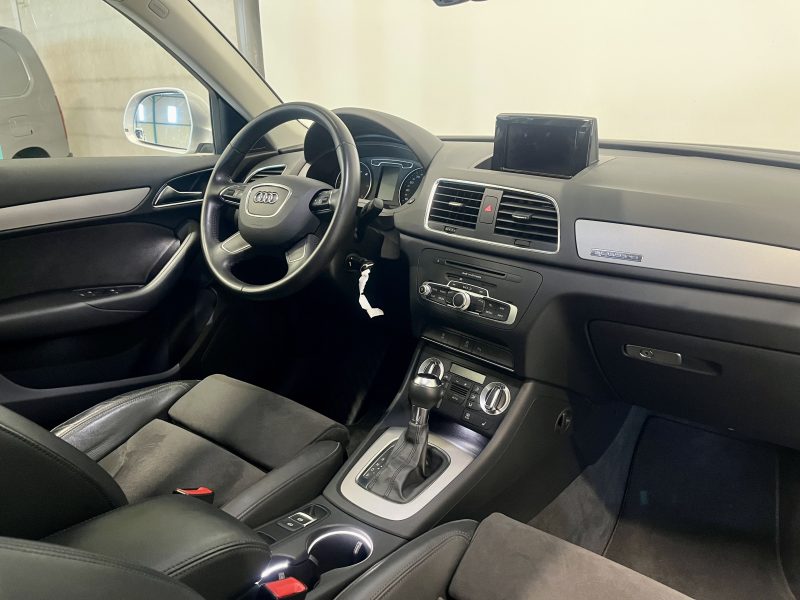 AUDI Q3 2.0 TDI 177ch Ambition Luxe Quattro S Tronic 7