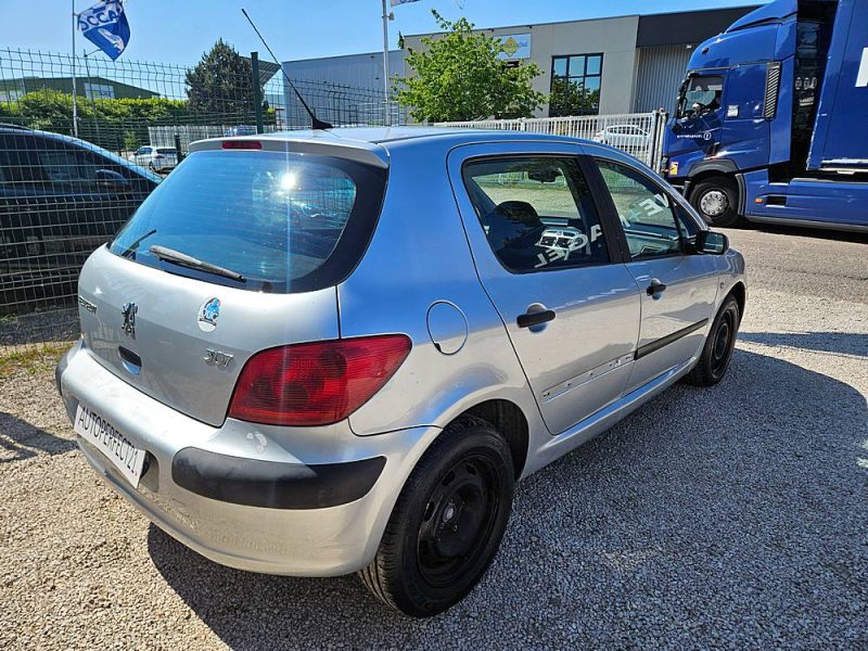 PEUGEOT 307 2004