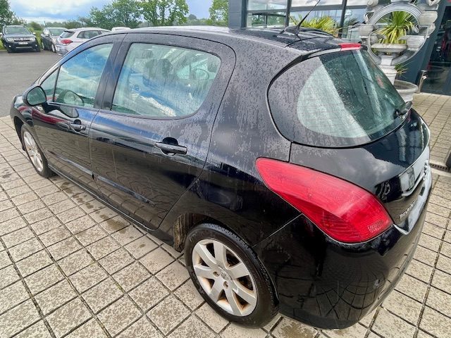 PEUGEOT 308 1.6 HDI 110CH PACK EXCLUSIVE