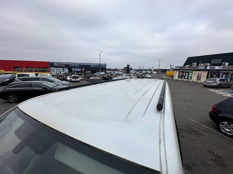 VOLKSWAGEN MULTIVAN 2016