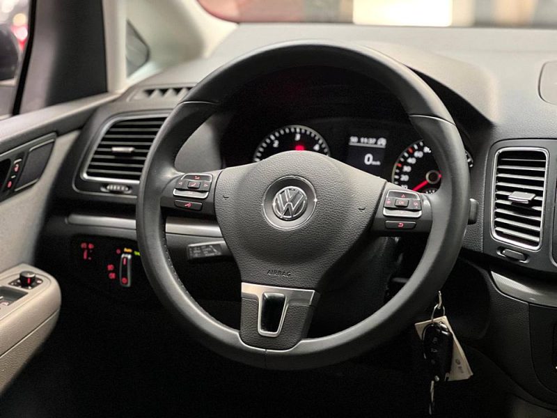VOLKSWAGEN SHARAN 2.0 TDI 140CH CONFORTLINE