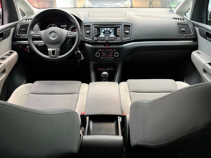 VOLKSWAGEN SHARAN 2.0 TDI 140CH CONFORTLINE