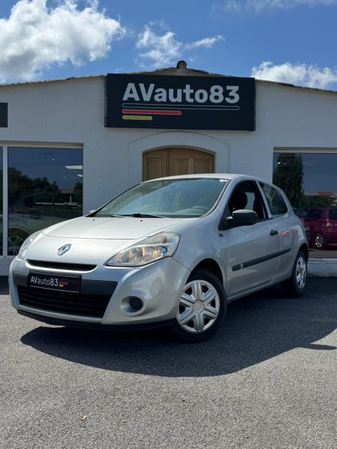 RENAULT  CLIO 3 Yahoo! 1.2 LEV 75CV / Distribution Neuve / CT OK / 68.000KM 