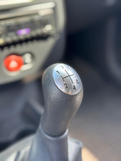 RENAULT  CLIO 3 Yahoo! 1.2 LEV 75CV / Distribution Neuve / CT OK / 68.000KM 