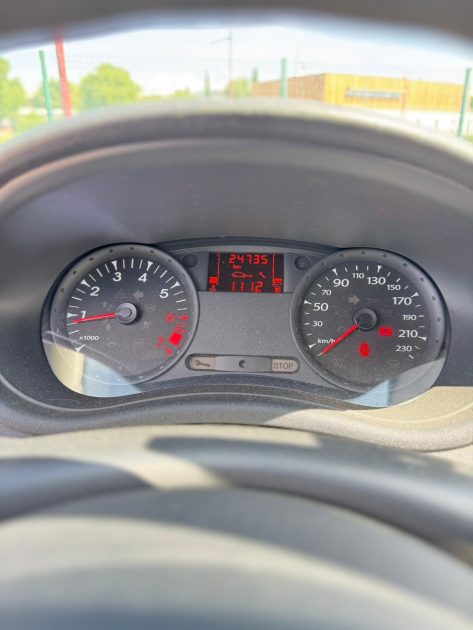 RENAULT  CLIO 3 Yahoo! 1.2 LEV 75CV / Distribution Neuve / CT OK / 68.000KM 