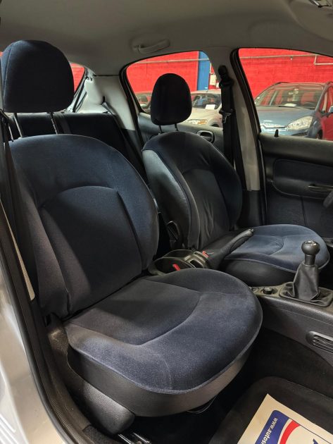 PEUGEOT 206  1.4i 75 XT 