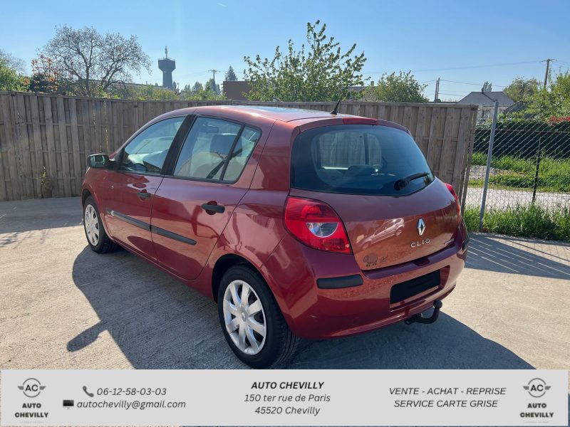 RENAULT CLIO 1.5 DCi 68 ch Toit Ouvrant/Clim 