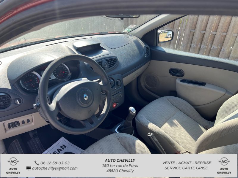 RENAULT CLIO 1.5 DCi 68 ch Toit Ouvrant/Clim 