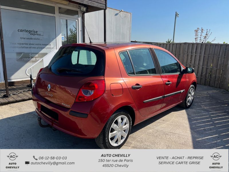 RENAULT CLIO 1.5 DCi 68 ch Toit Ouvrant/Clim 