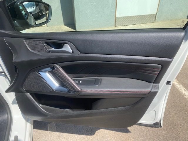 PEUGEOT 308 2018 GT-Line 130ch EAT8