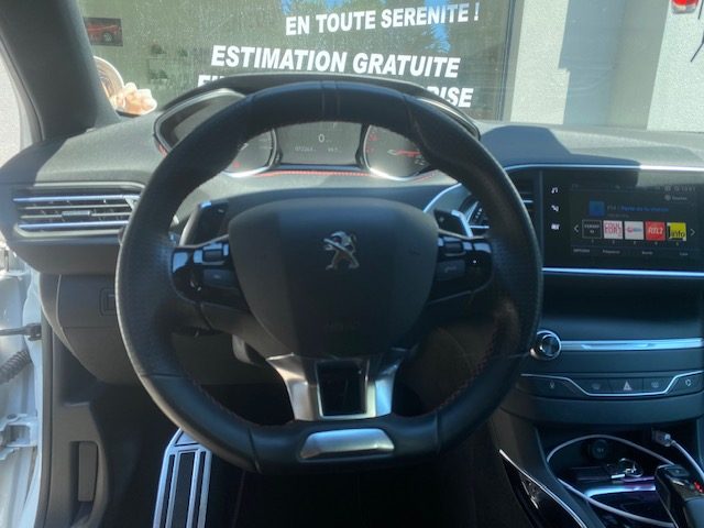 PEUGEOT 308 2018 GT-Line 130ch EAT8