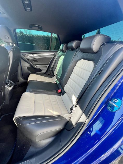 VW GOLF 7 R 2.0 TSI 300CV DSG6 / Carnet VW / Ligne Sur Mesure / Toit Ouvrant 