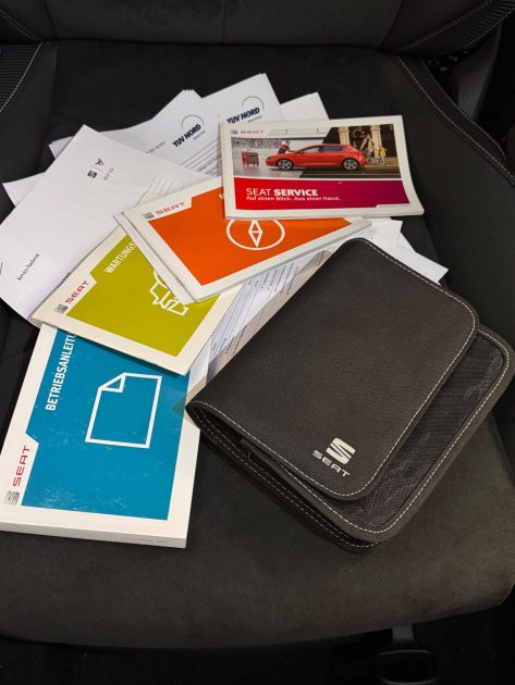 Seat Leon Cupra - 300ch - DSG6 - Carnet Complet  - 86.000 km - Garantie 1an - CT ok 