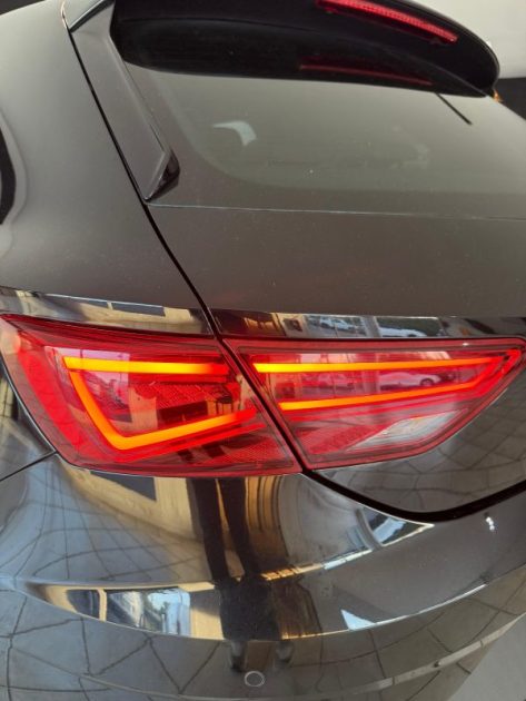 Seat Leon Cupra - 300ch - DSG6 - Carnet Complet  - 86.000 km - Garantie 1an - CT ok 