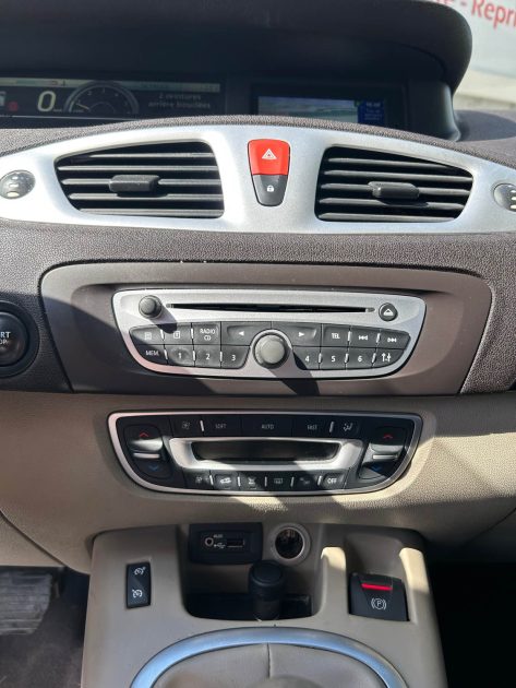 RENAULT MEGANE SCENIC 2009