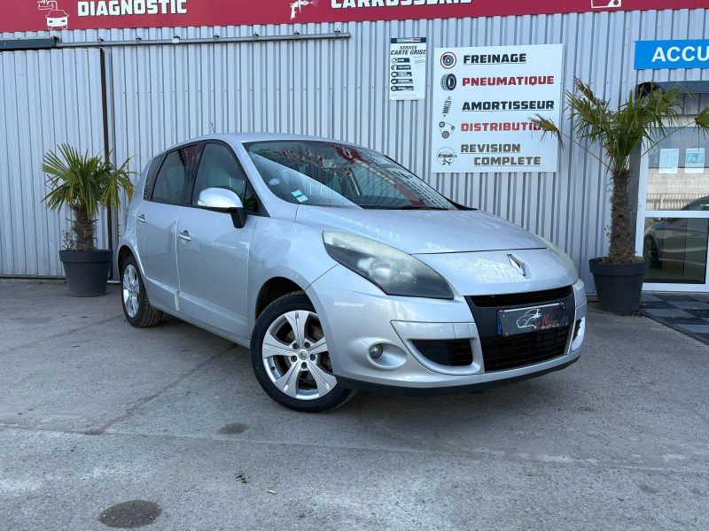 RENAULT MEGANE SCENIC 2011