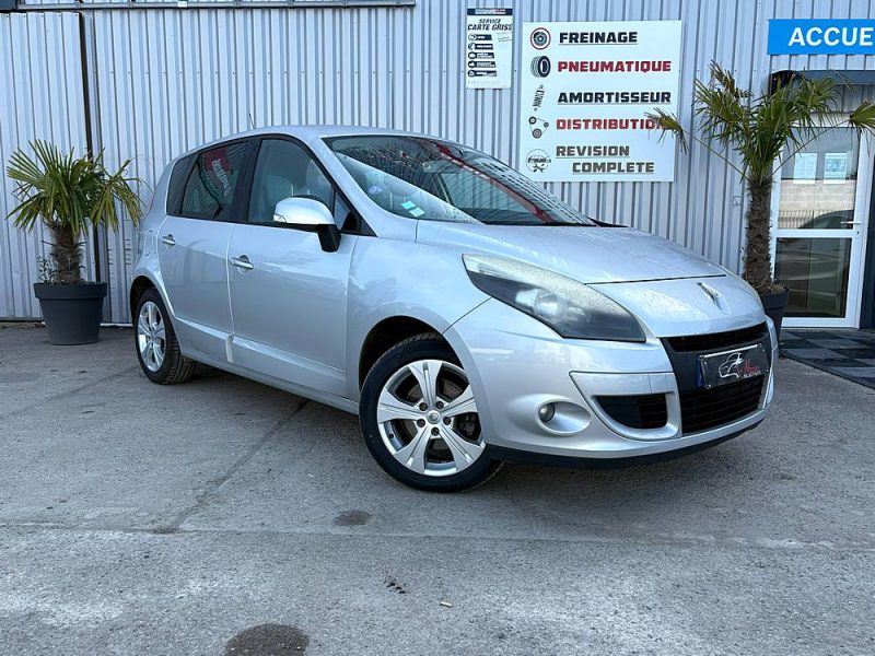 RENAULT MEGANE SCENIC 2011