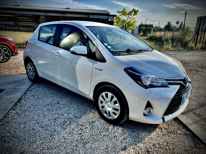 TOYOTA YARIS HSD DYNAMIC 04/2015