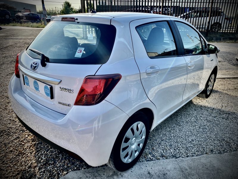 TOYOTA YARIS HSD DYNAMIC 04/2015