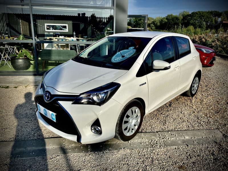 TOYOTA YARIS HSD DYNAMIC 04/2015