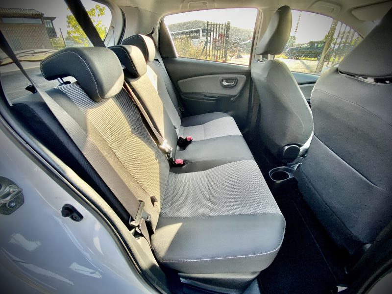 TOYOTA YARIS HSD DYNAMIC 04/2015