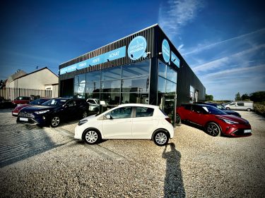 TOYOTA YARIS HSD DYNAMIC 04/2015