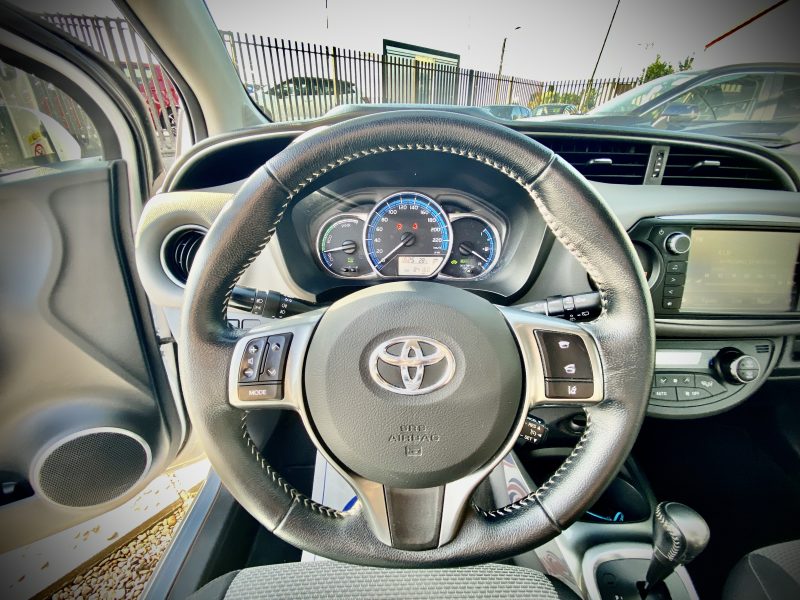 TOYOTA YARIS HSD DYNAMIC 04/2015