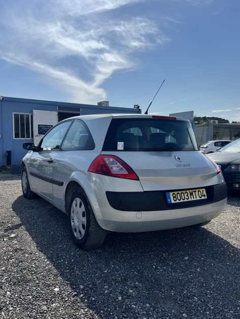 RENAULT MEGANE 1.6i 16V