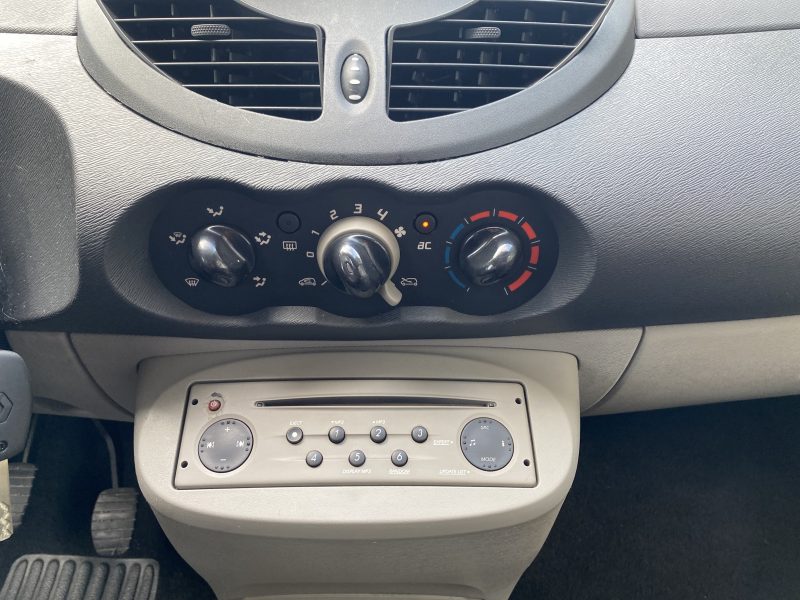 RENAULT TWINGO 2008